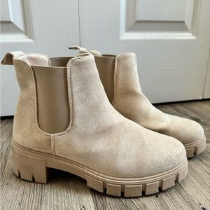 Chunky booties